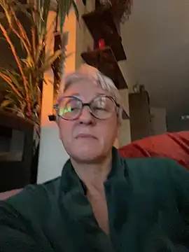 Kbimpakt online show from February 8, 4:37 pm