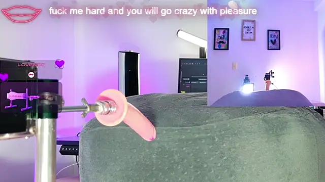 Scarlett-Smile online show from November 29, 6:08 pm