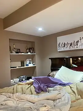 jordanu01 online show from March 13, 9:32 am