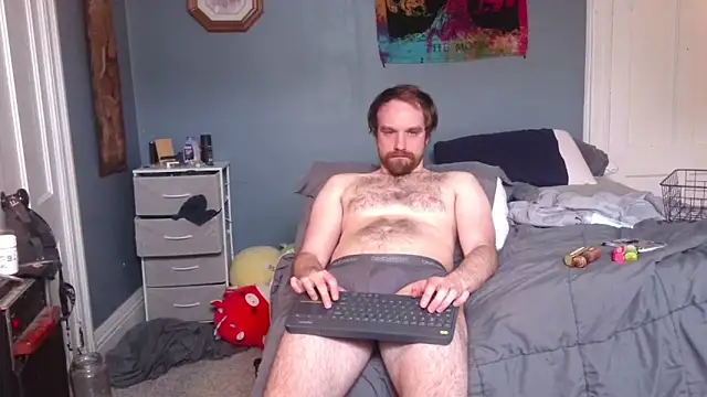 hpluvsplata online show from April 29, 5:30 pm