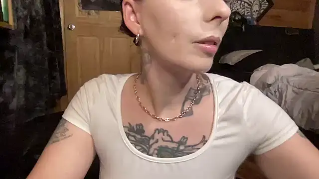 TeenyDoll online show from June 4, 2:49 am