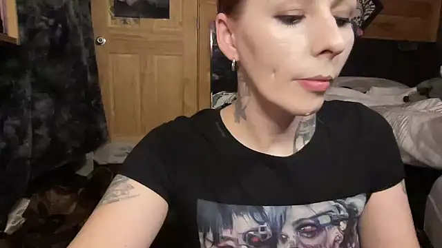 TeenyDoll online show from April 4, 3:02 am