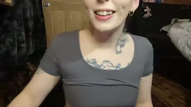 TeenyDoll online show from April 16, 2:23 am