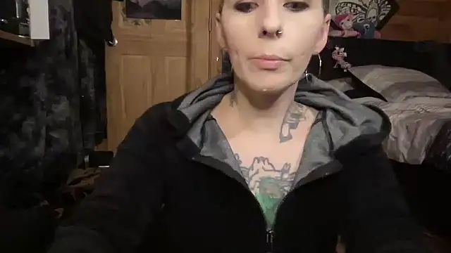 TeenyDoll online show from March 20, 2:45 am