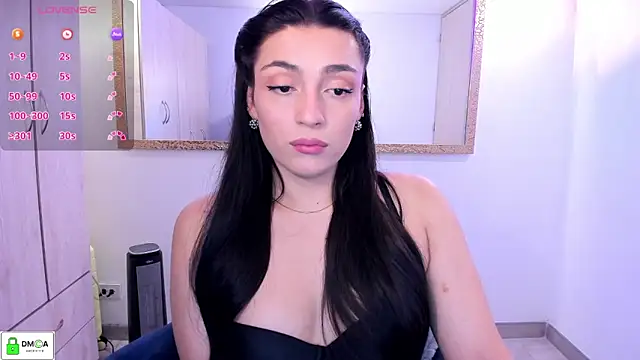 EricaVanderhill online show from March 13, 12:15 am