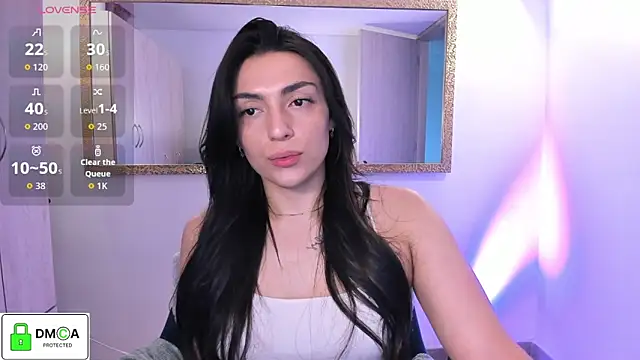 Snapshot of EricaVanderhill chatting on November 24, 9:15 pm EricaVanderhill online show from November 24, 9:15 pm