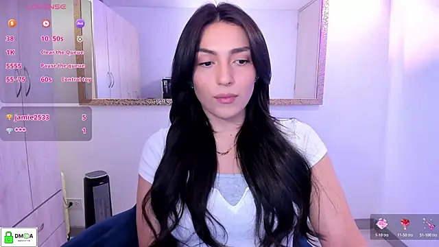 EricaVanderhill online show from April 2, 12:40 am