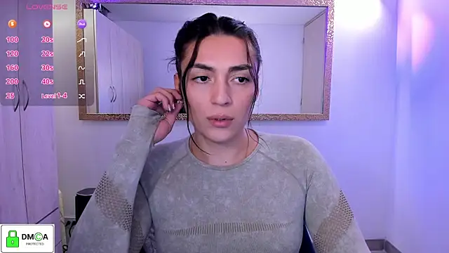 EricaVanderhill online show from May 21, 12:19 am