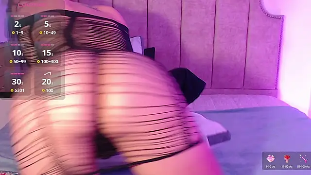 Snapshot of EricaVanderhill chatting on March 10, 1:01 am EricaVanderhill online show from March 10, 1:01 am