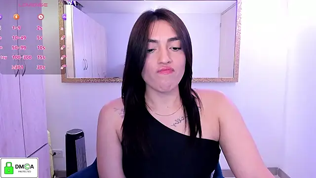 EricaVanderhill online show from June 8, 12:38 am