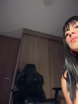 Roxxannne online show from May 1, 10:37 pm
