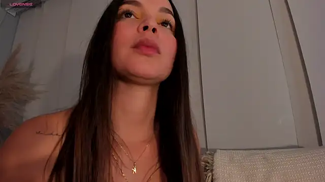 AnnieHallX online show from January 30, 10:41 pm