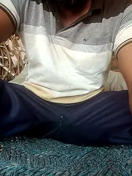 FinableKnee online show from April 4, 10:00 am