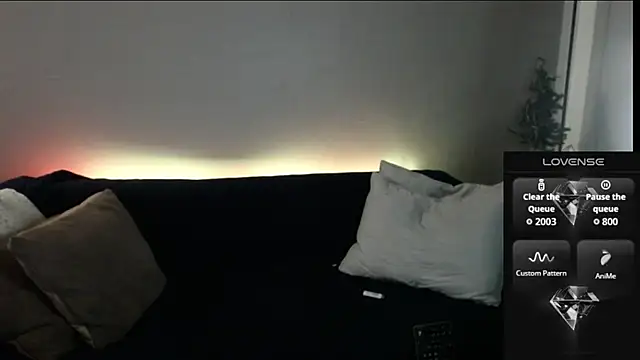 MaxRouger online show from December 1, 10:43 pm