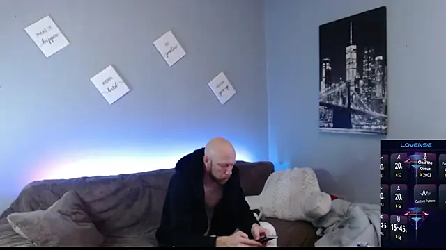 MaxRouger online show from October 28, 9:19 am