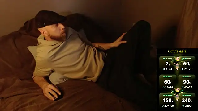 MaxRouger online show from February 16, 11:20 am