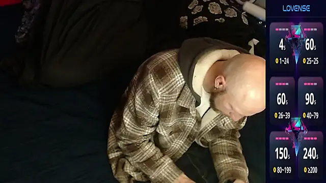 MaxRouger online show from October 26, 9:20 am