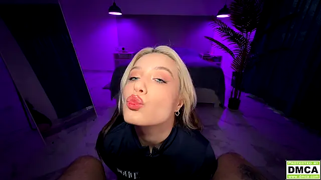  blowjob queen online show from September 30, 11:11 pm