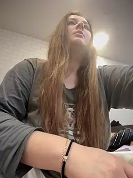 CandyShoopp online show from February 9, 11:25 pm