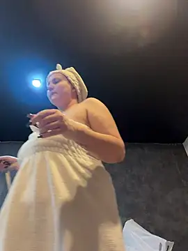 CandyShoopp online show from February 26, 7:36 pm