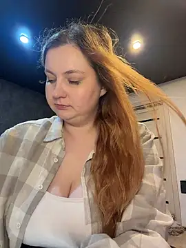 CandyShoopp online show from April 5, 5:41 pm