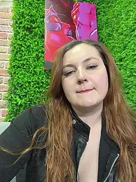 CandyShoopp online show from February 13, 5:13 pm