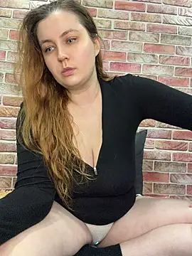 CandyShoopp online show from April 12, 4:32 pm