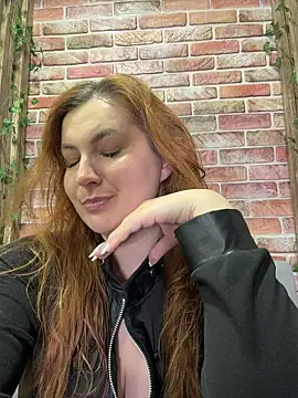 CandyShoopp online show from December 21, 3:47 pm