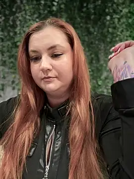 CandyShoopp online show from December 1, 5:36 pm