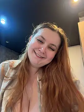 CandyShoopp online show from April 3, 6:36 pm