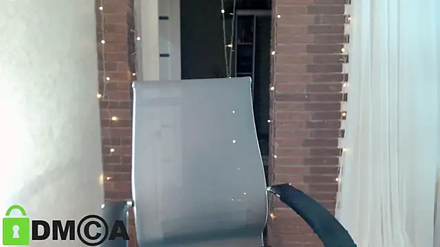 Snapshot of ms_kelarini chatting on November 25, 5:24 pm ms kelarini online show from November 25, 5:24 pm