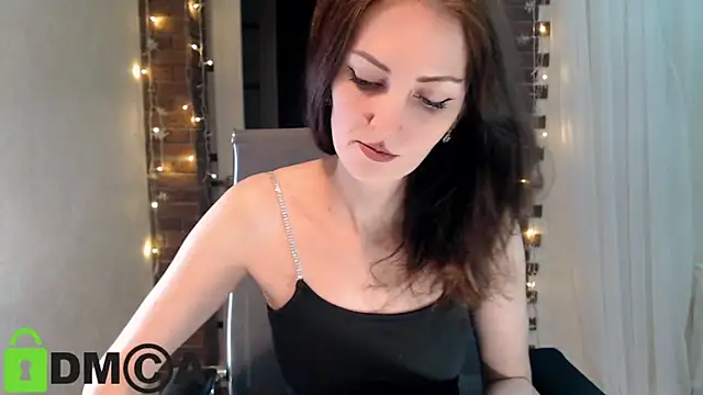 Snapshot of ms_kelarini chatting on November 29, 4:40 pm ms kelarini online show from November 29, 4:40 pm