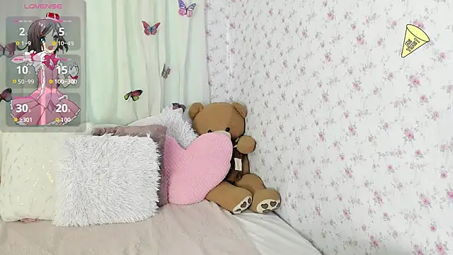 karinaEbony online show from January 6, 6:34 pm