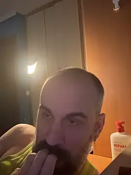 pollito1985 2 online show from February 8, 4:59 pm