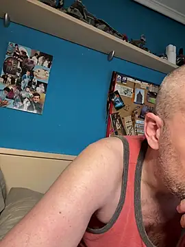 pollito1985 2 online show from March 7, 10:10 am