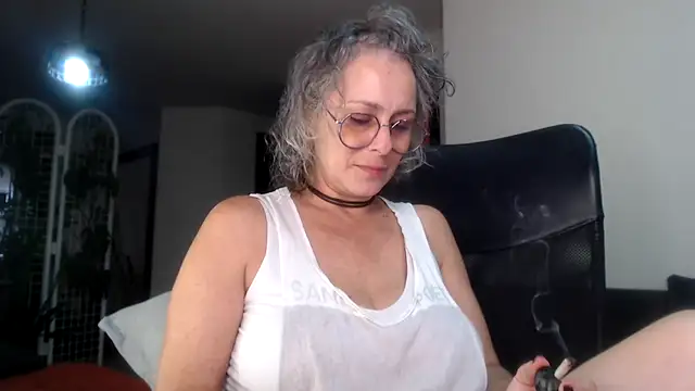 Pinkboobie online show from February 10, 5:41 pm