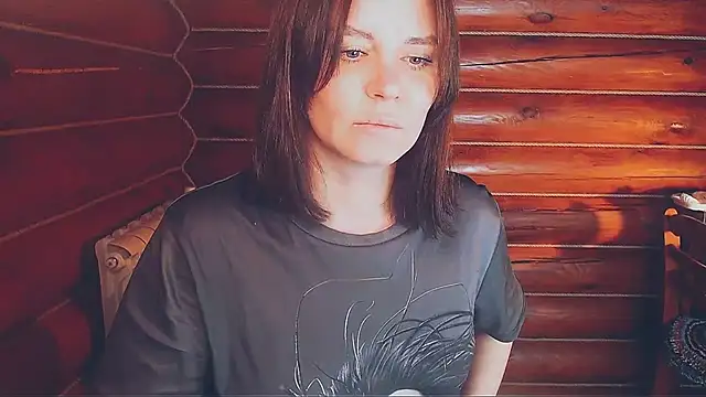 Snapshot of Platina_Fox chatting on November 30, 5:52 am Platina Fox online show from November 30, 5:52 am