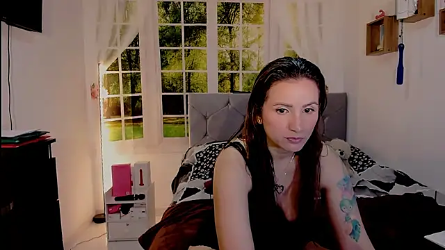 Snapshot of vanessabrown_ chatting on July 1, 5:46 pm vanessabrown online show from July 1, 5:46 pm