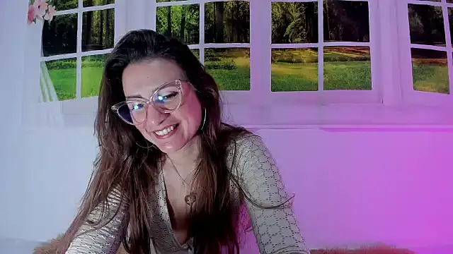 Snapshot of vanessabrown_ chatting on July 18, 7:55 pm vanessabrown online show from July 18, 7:55 pm