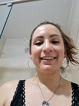 Snapshot of vanessabrown_ chatting on June 26, 10:48 pm vanessabrown online show from June 26, 10:48 pm