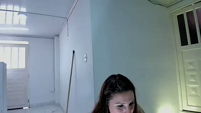 Snapshot of vanessabrown_ chatting on July 16, 7:44 pm vanessabrown online show from July 16, 7:44 pm