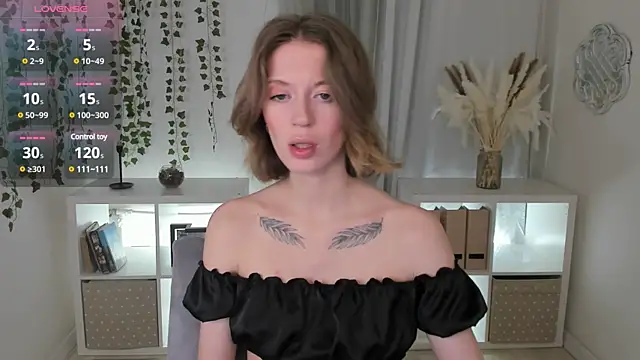 Snapshot of Salme_Sweet chatting on January 31, 9:05 pm Salme Sweet online show from January 31, 9:05 pm