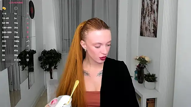 Snapshot of Salme_Sweet chatting on October 5, 10:22 pm Salme Sweet online show from October 5, 10:22 pm