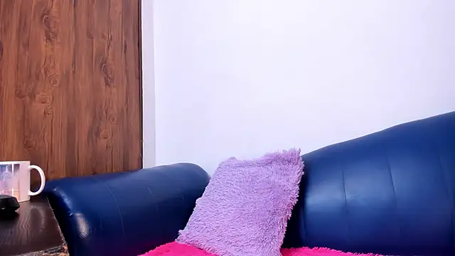 Mature Skinny online show from April 11, 12:09 pm