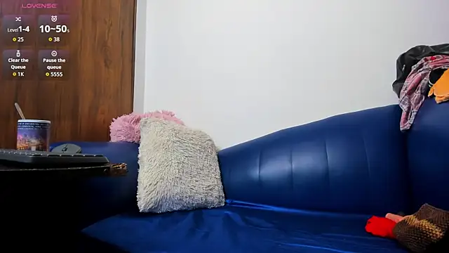 Snapshot of Mature_Skinny chatting on September 10, 12:04 pm Mature Skinny online show from September 10, 12:04 pm