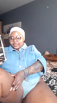 PearlSexxy69 online show from May 4, 2:53 pm