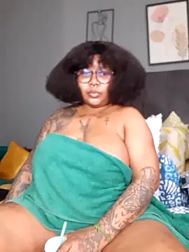 PearlSexxy69 online show from October 13, 9:22 am