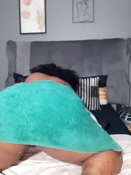 PearlSexxy69 online show from October 5, 11:17 pm