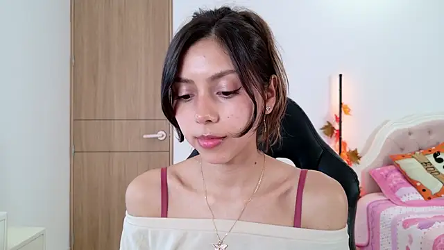 Sensualtease online show from October 21, 8:30 pm