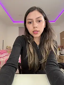 Sensualtease online show from December 4, 9:03 pm